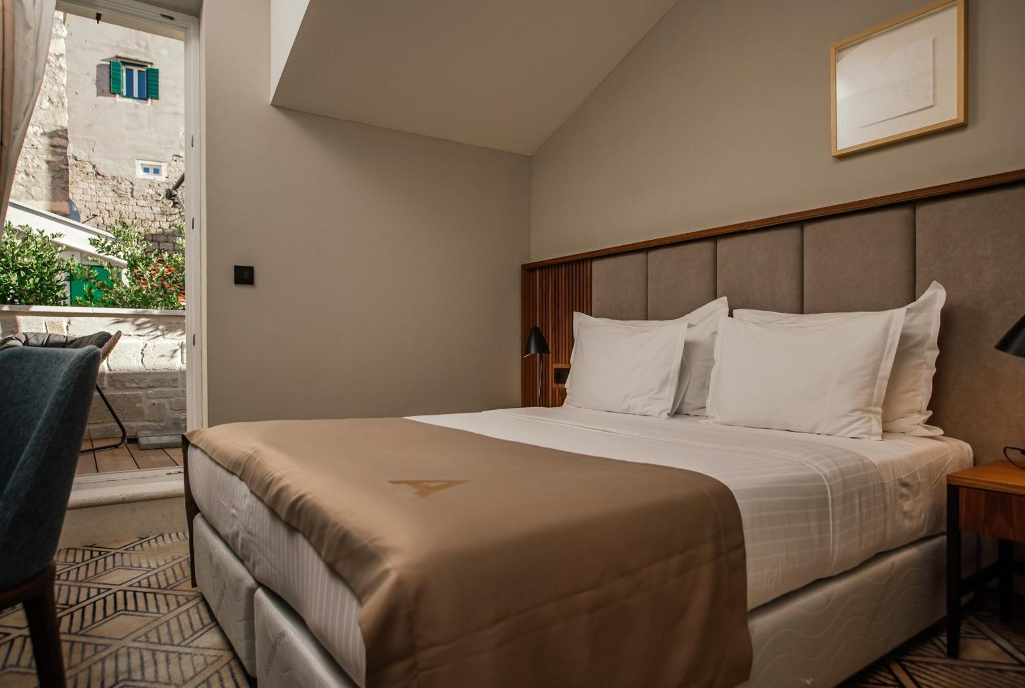 Armerun Heritage Hotel & Residences Sibenik Room photo